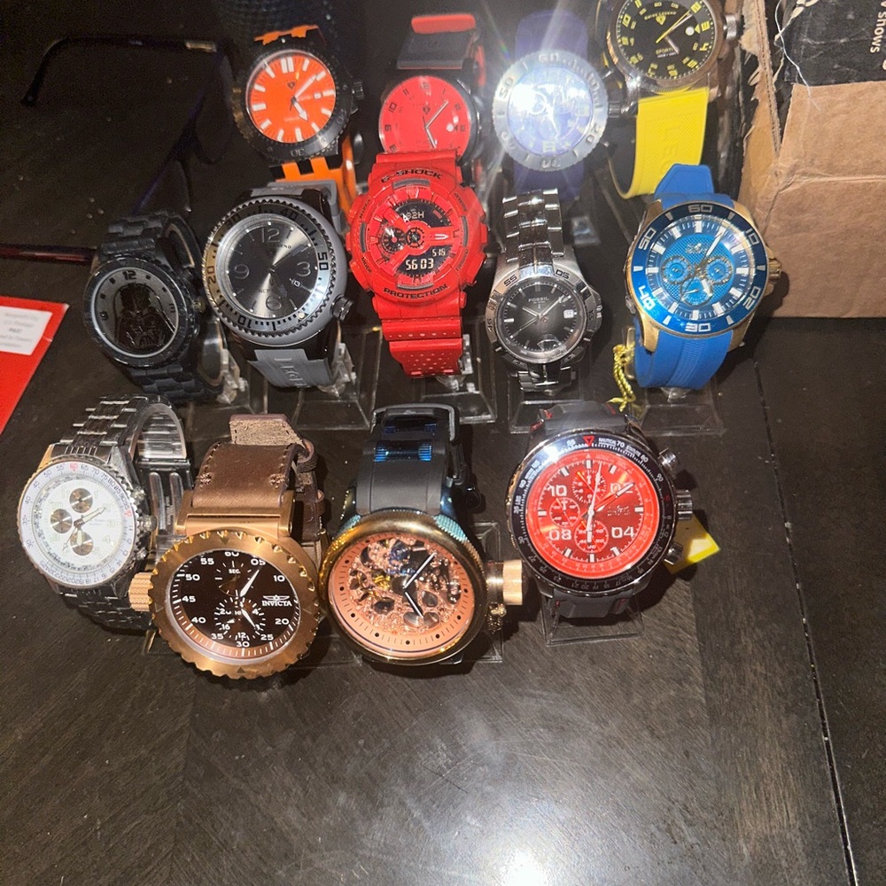 Multiples Black and Red Watches